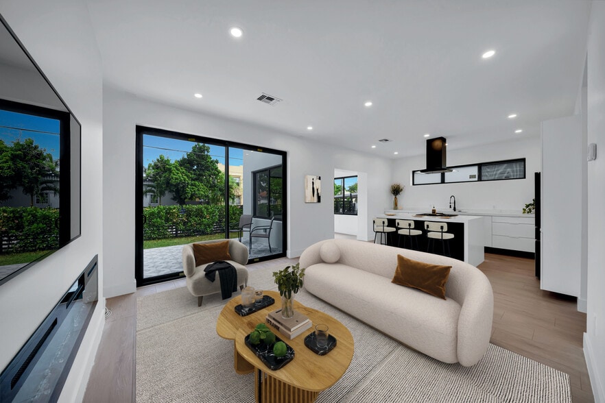 More Photos Of 1370 SW 5th St, Miami Apartments For Sale