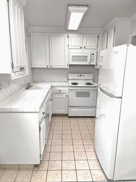 More Photos Of 3603 Greenlee Dr, San Jose Apartments For Sale