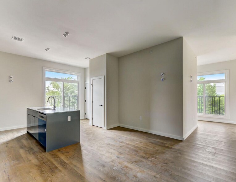 More Photos Of 619 N 35th St, Philadelphia Apartments For Sale
