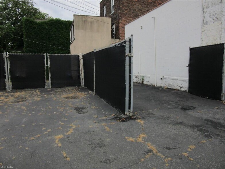 More Photos Of 6101 St Clair Ave, Cleveland Auto Repair For Sale