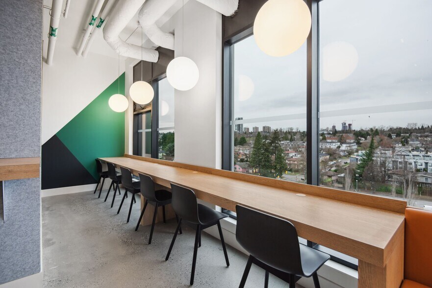 More Photos Of 8250 Manitoba St, Vancouver Flex For Sale