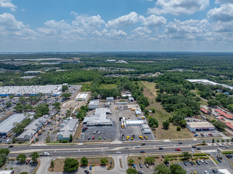 More Photos Of 2900 James L Redman Pky, Plant City Freestanding For Sale