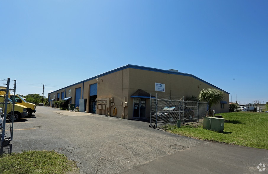 More Photos Of 6020 Deacon Rd, Sarasota Warehouse For Sale