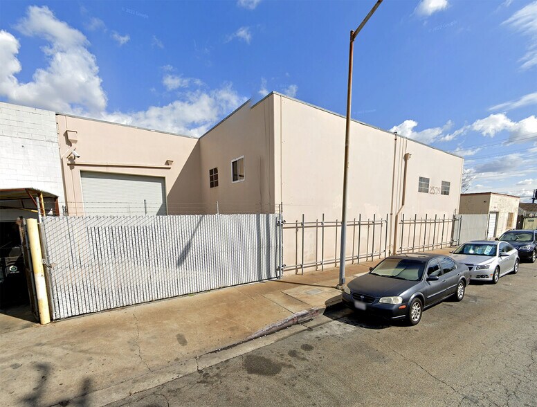 More Photos Of 2537-2553 E 54th St, Huntington Park Manufacturing For Sale