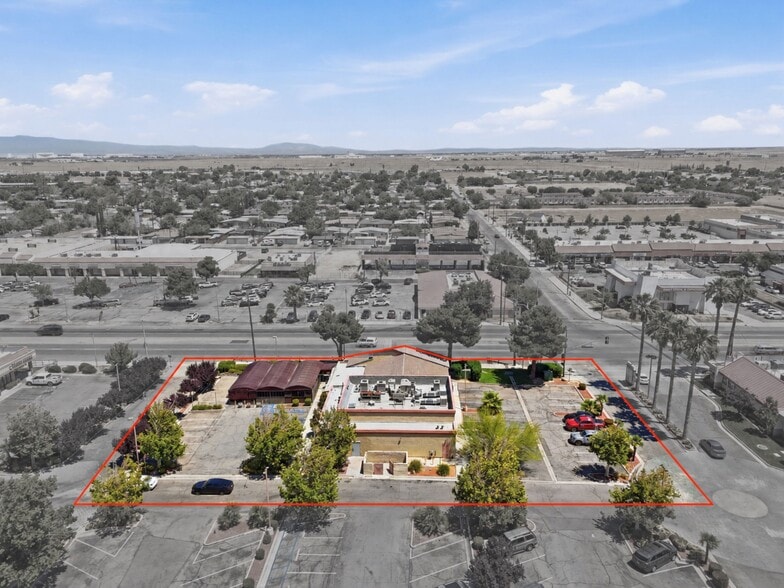 More Photos Of 2140 E Palmdale Blvd, Palmdale Unknown For Lease