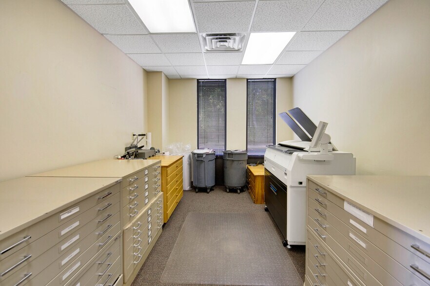More Photos Of 6205 Raeford Rd, Fayetteville Office For Sale