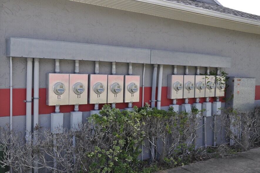 More Photos Of 4601 E Moody Blvd, Bunnell Flex For Lease