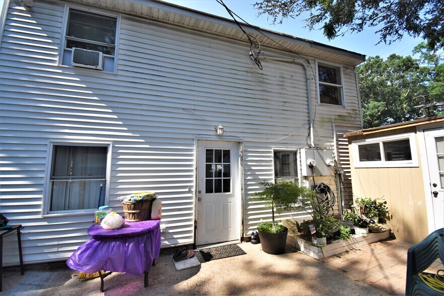 More Photos Of 1241 Coes Neck Rd, North Baldwin Auto Salvage Facility For Sale