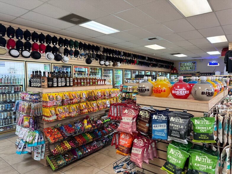 More Photos Of 601 S Hwy 395, Olancha Service Station For Sale