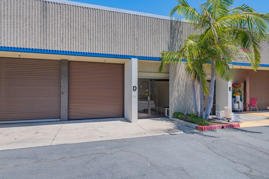 More Photos Of 11533 Slater Ave, Fountain Valley Warehouse For Sale