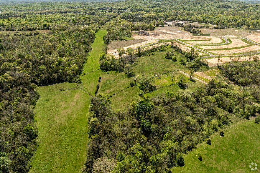 More Photos Of 1540 Bear Creek Pike, Columbia Land For Sale