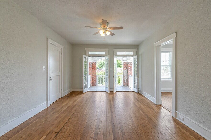 More Photos Of 2400 Barton Ave, Richmond Apartments For Sale