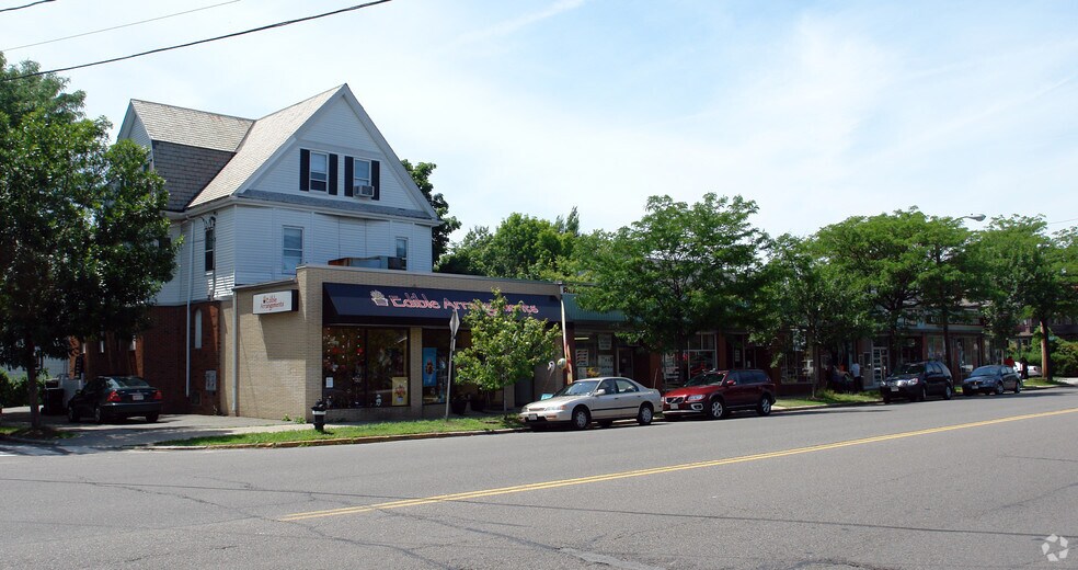 More Photos Of 344-352 Massachusetts Ave, Arlington Freestanding For Lease