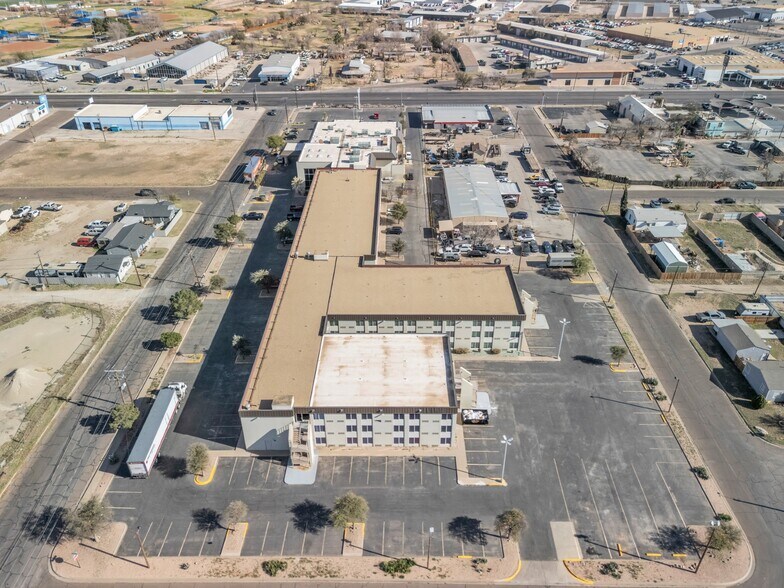 More Photos Of 3100 W Wall St, Midland Hotel For Sale