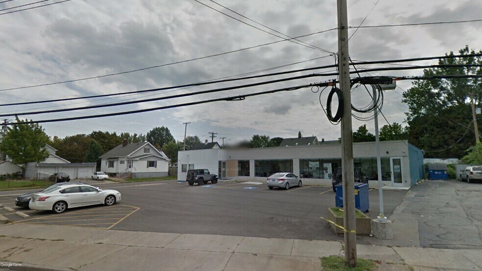 More Photos Of 6205 Storer Ave, Cleveland Medical For Sale