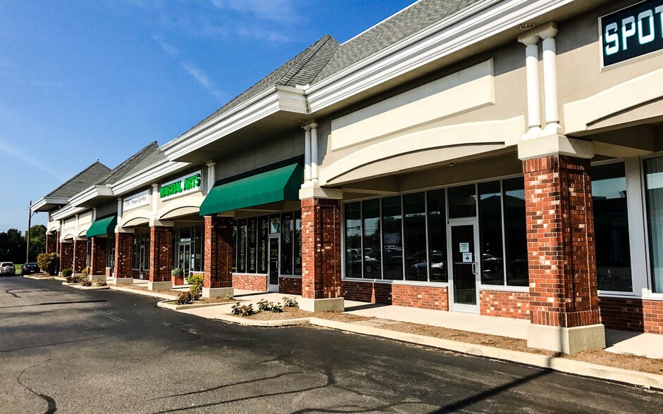 Primary Photo Of 1101 Peninsula Dr, Erie Storefront For Lease