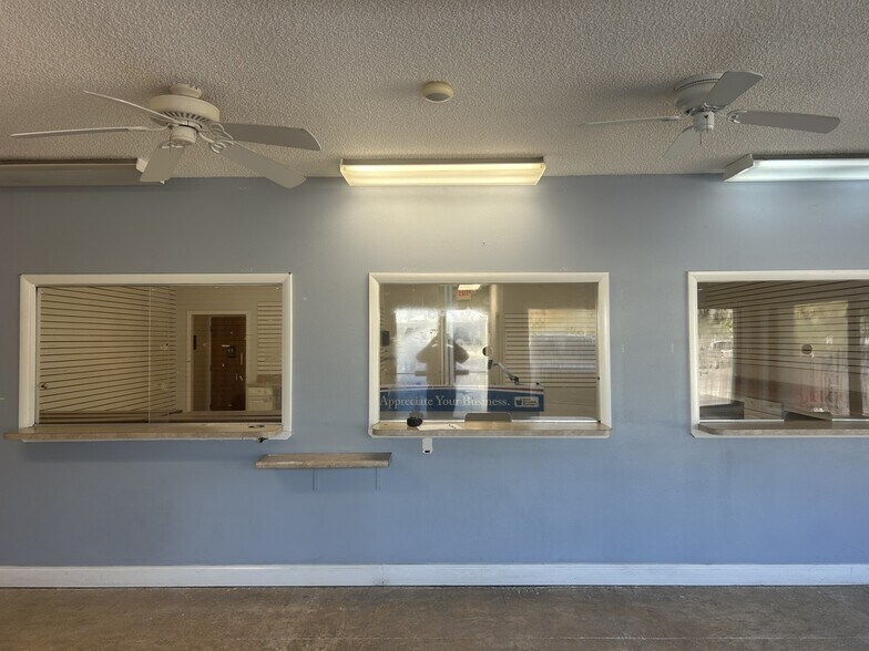 More Photos Of 815 S Moody Rd, Palatka Office For Lease