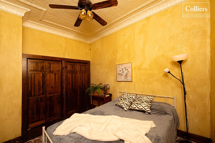 More Photos Of 106-112 E Central Ave, Bentonville General Retail For Sale