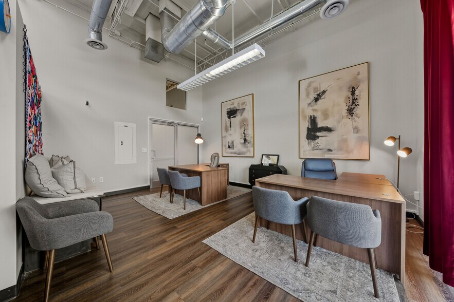 More Photos Of 1320 Ellsworth Industrial Dr, Atlanta Loft Creative Space For Lease