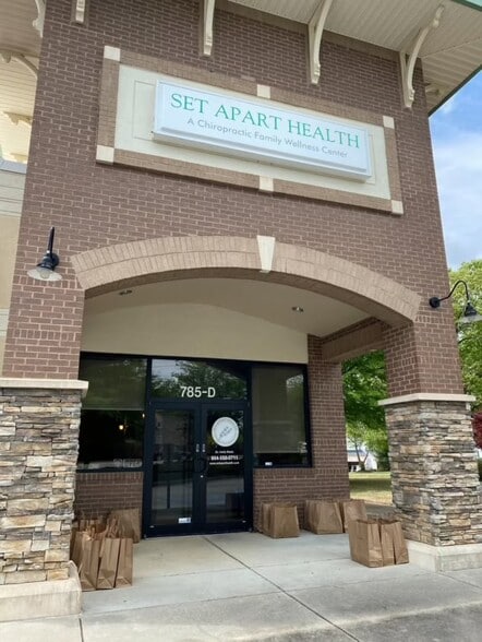 More Photos Of 785 E Butler Rd, Mauldin Storefront Retail Office For Lease