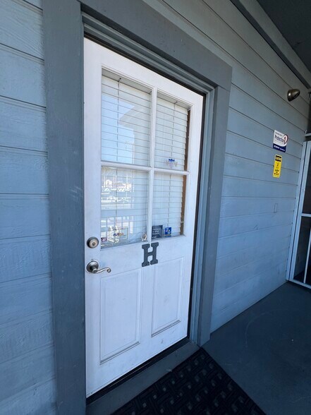 More Photos Of 1801 S Myrtle Ave, Monrovia Office Residential For Lease