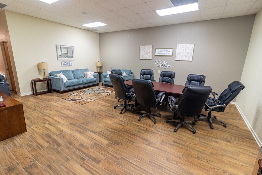 More Photos Of 906 Trimmier Rd, Killeen Religious Facility For Sale