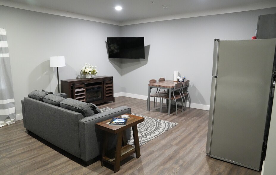 More Photos Of 405 Chickamauga Dr, Dayton Apartments For Sale