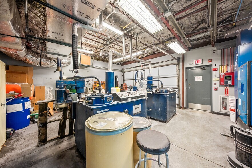 More Photos Of 7680 Matoaka Rd, Sarasota Office For Sale