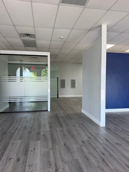 More Photos Of 3321 Del Prado Blvd S, Cape Coral Office For Lease