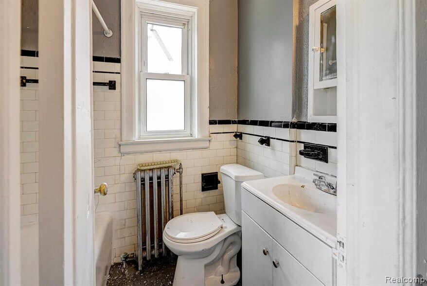 More Photos Of 13535 La Salle Blvd, Detroit Multifamily For Sale