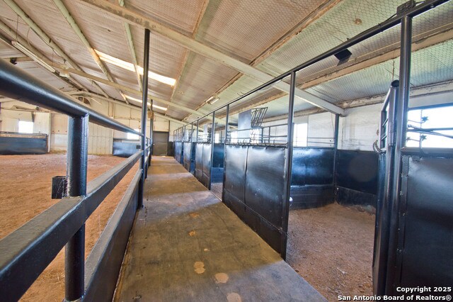 More Photos Of 5673 Stuart Rd, San Antonio Specialty For Sale