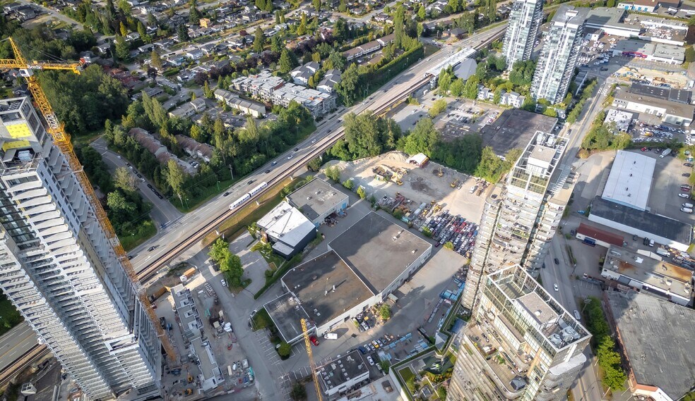 More Photos Of 5334 Lougheed Hwy, Burnaby Warehouse For Lease