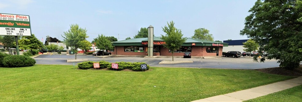 Primary Photo Of 2931 75th St, Kenosha General Retail For Lease