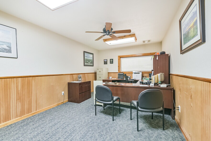 More Photos Of 7449 Wright Rd, Houston Manufacturing For Sale