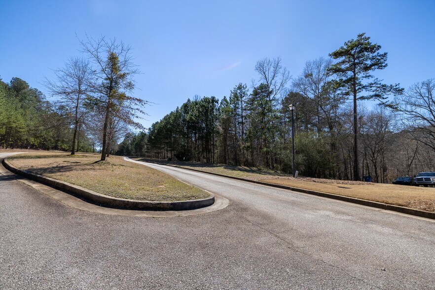 More Photos Of 0 Fontainbleau Dr, Conyers Land For Sale