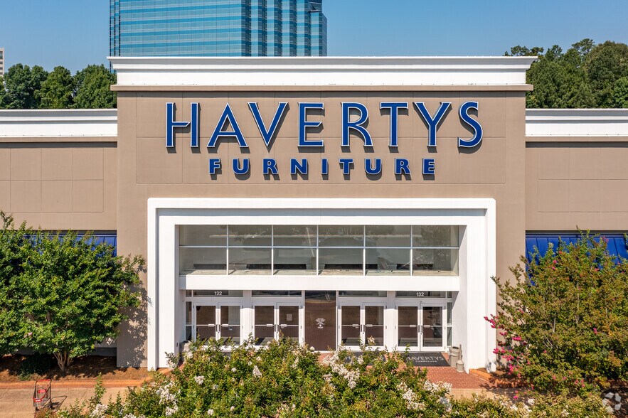 More Photos Of 124-136 Perimeter Ctr W, Atlanta Unknown For Lease