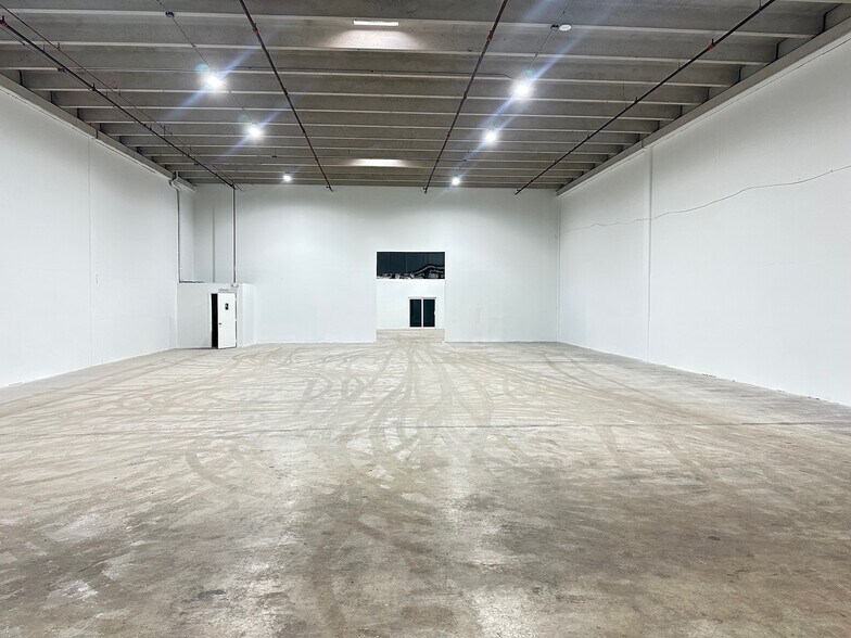 More Photos Of 3300-3390 SW 13th Ave, Fort Lauderdale Unknown For Lease