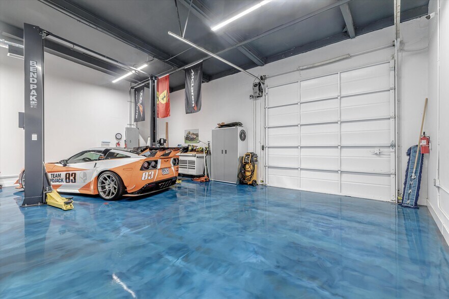 More Photos Of 2471 Autumnvale Dr, San Jose Warehouse For Sale