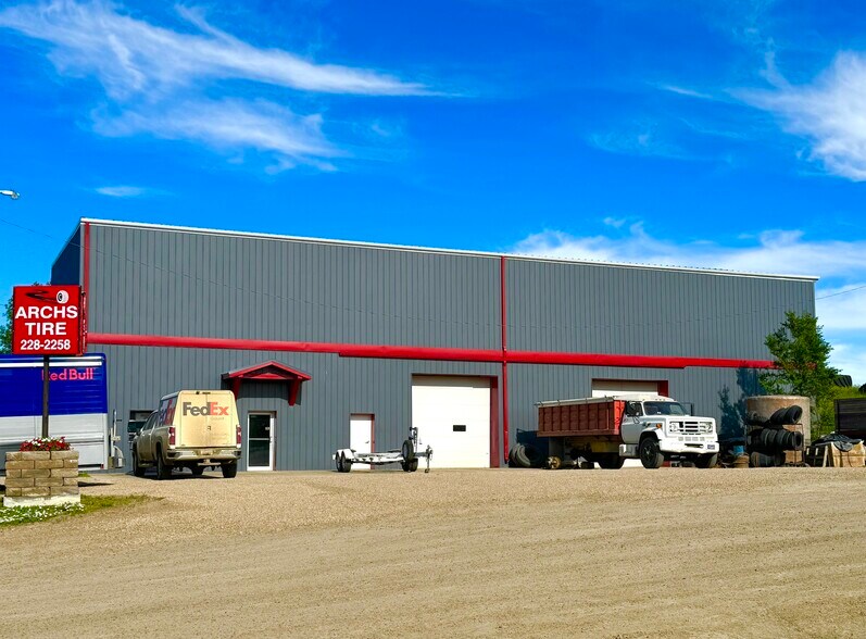 Primary Photo Of 54232 US Highway 2, Glasgow Auto Repair For Sale