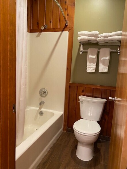 More Photos Of 890 Highway 4, Arnold Hotel For Sale