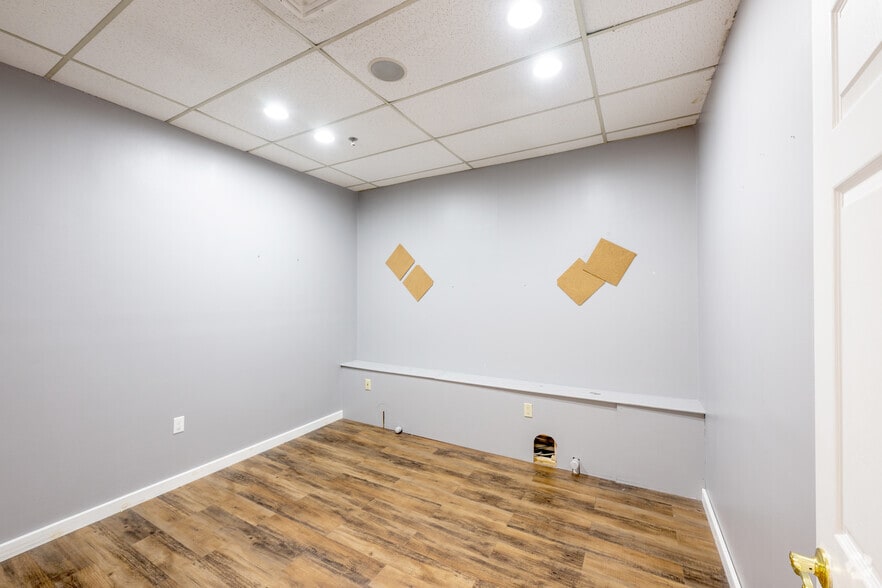 More Photos Of 263 Social St, Woonsocket Freestanding For Lease