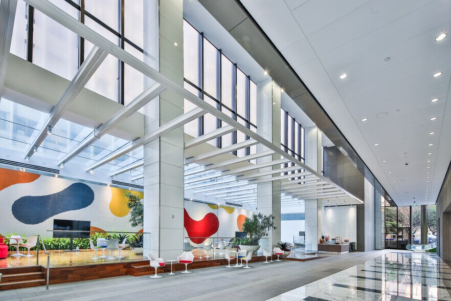 More Photos Of 707 Wilshire Blvd, Los Angeles Office For Lease