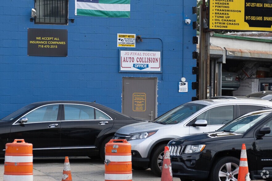 More Photos Of 21620 Hempstead Ave, Queens Village Auto Repair For Sale