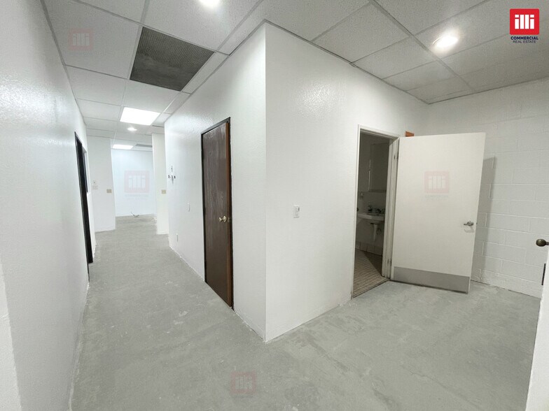 More Photos Of 111-113 N Maclay Ave, San Fernando Medical For Lease