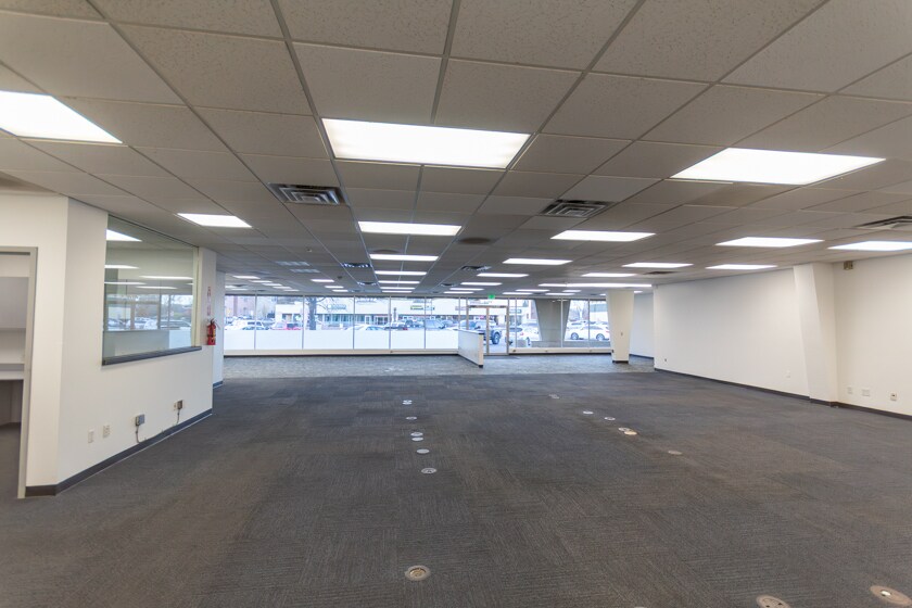 More Photos Of 1101-1129 W Elizabeth St, Fort Collins General Retail For Lease