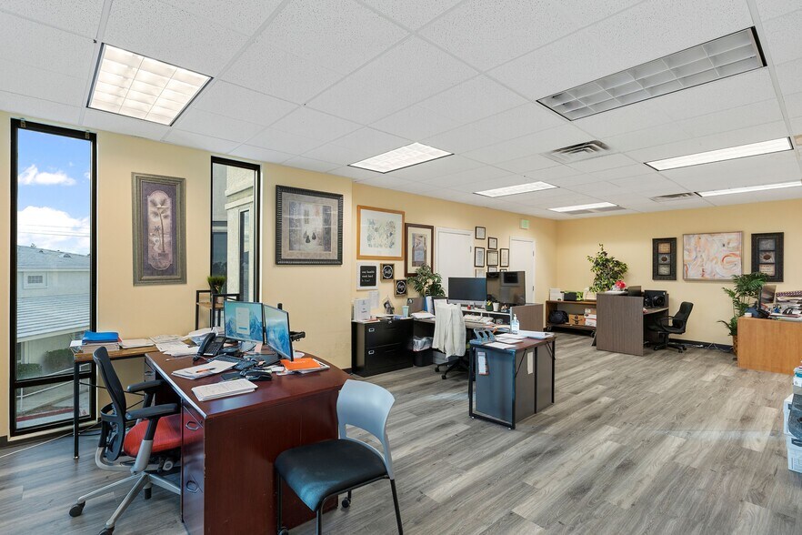 More Photos Of 3920-3930 E Patrick Ln, Las Vegas Loft Creative Space For Sale