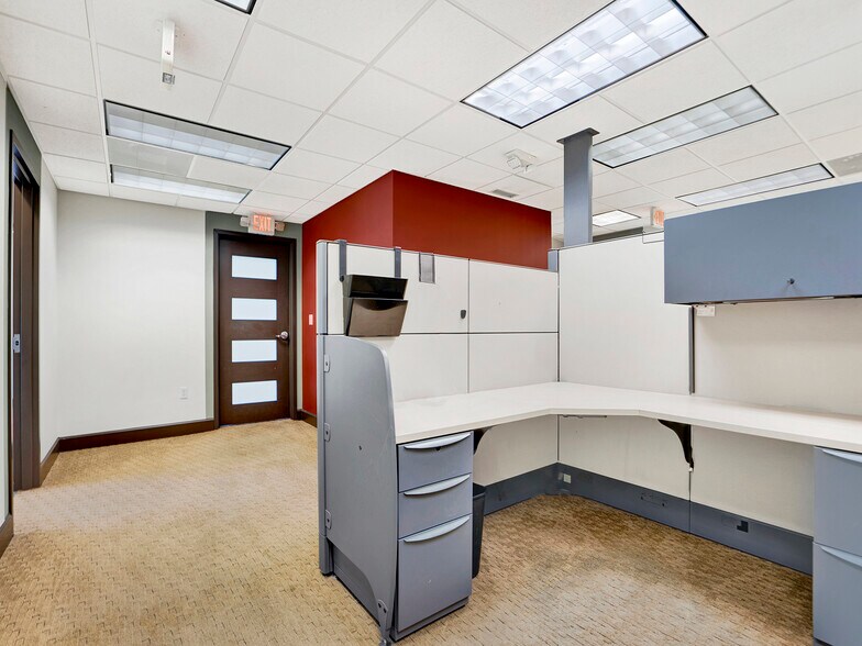 More Photos Of 4070-4090 Laguna St, Coral Gables Medical For Sale