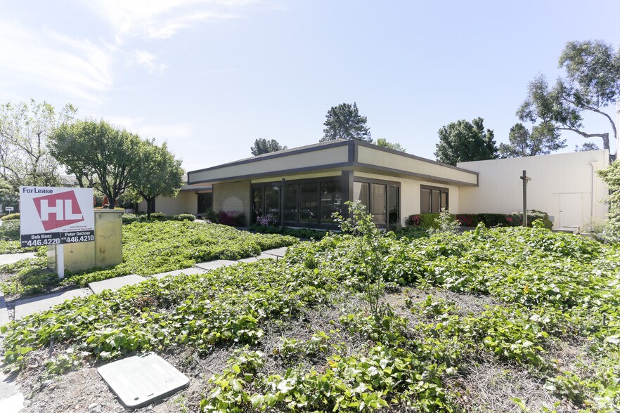 More Photos Of 8 Commercial Blvd, Novato Industrial For Lease
