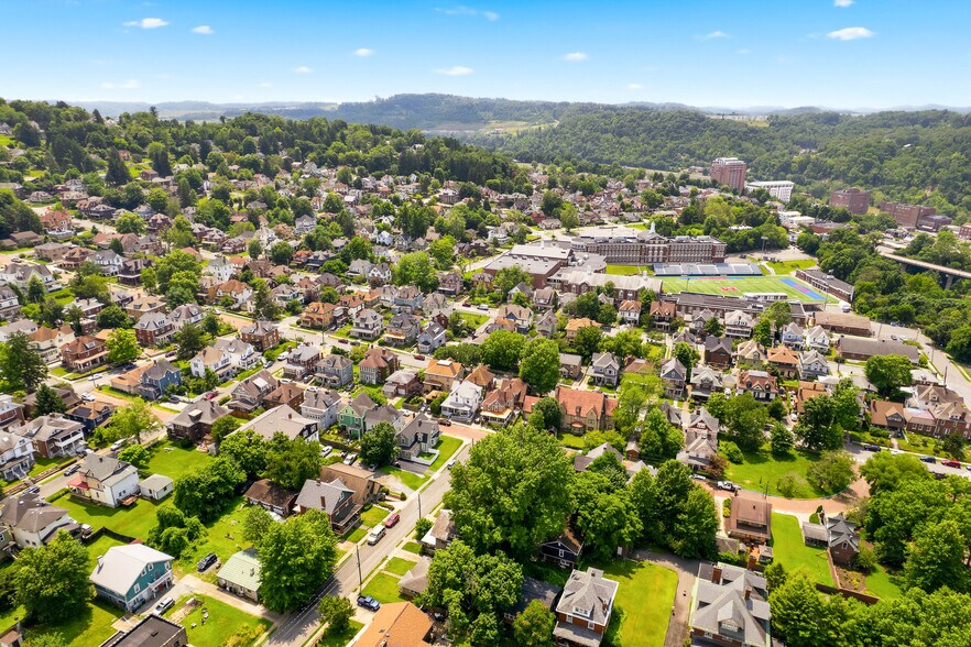 More Photos Of 320 Watts St, Morgantown Apartments For Sale