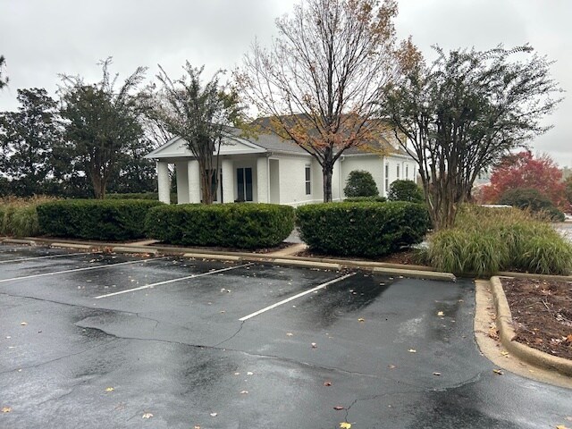 More Photos Of 1033 Bayshore Dr, Rock Hill Office Residential For Lease